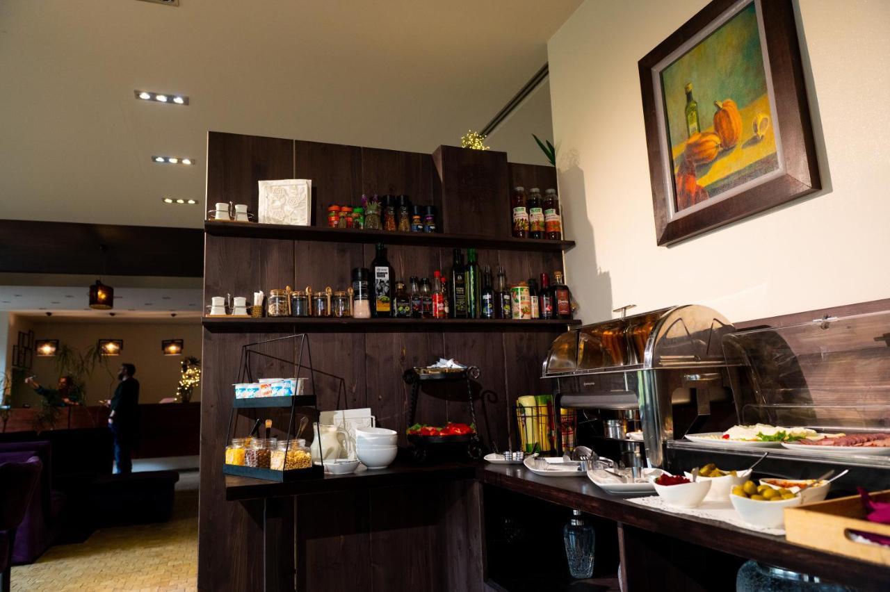 Pensiunea Greenhill Pensiune 4*